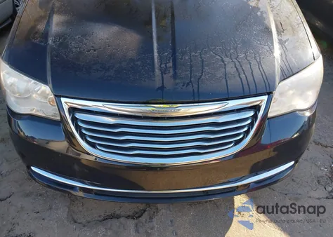 2015 Chrysler Town & Country Touring-L z USA, uszkodzony, nr VIN 2C4RC1CG3FR506868